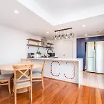 Cbd Sydney - King Suite Sussex St 2 Room 1 Parking