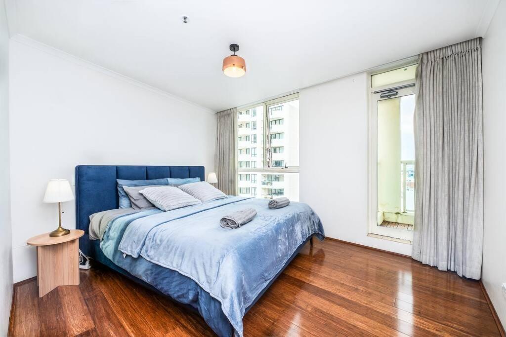 Apartment Cbd - King Sussex St 2 1 Parking